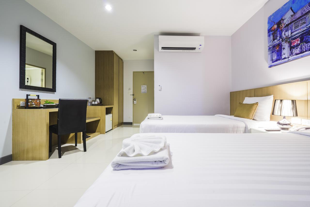 Vapa Hotel - SHA Extra Plus Phuket Esterno foto