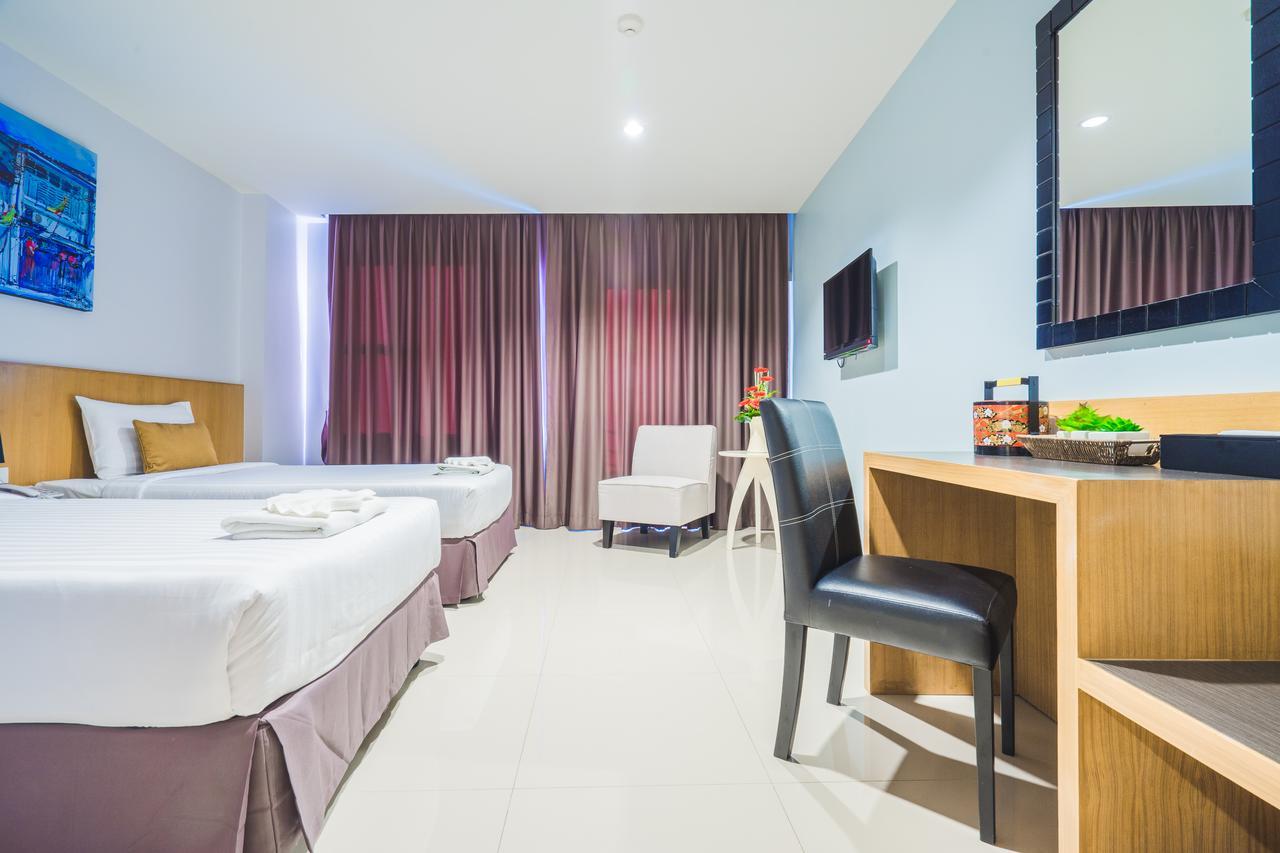 Vapa Hotel - SHA Extra Plus Phuket Esterno foto