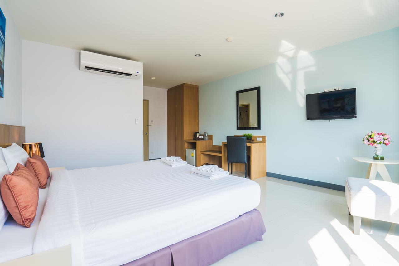 Vapa Hotel - SHA Extra Plus Phuket Esterno foto